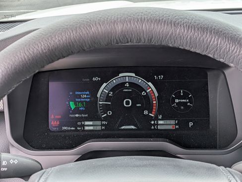 Used 2026 Toyota Tundra Limited AWD/4WD image 36