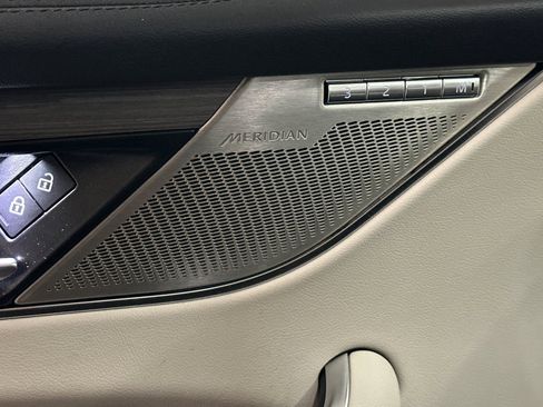 Used 2022 Jaguar F-PACE S image 16