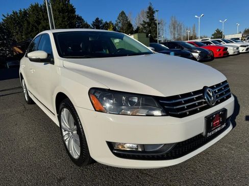 Used 2013 Volkswagen Passat TDI SEL Premium image 7