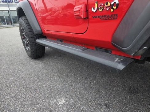 Used 2021 Jeep Wrangler Sport S image 23