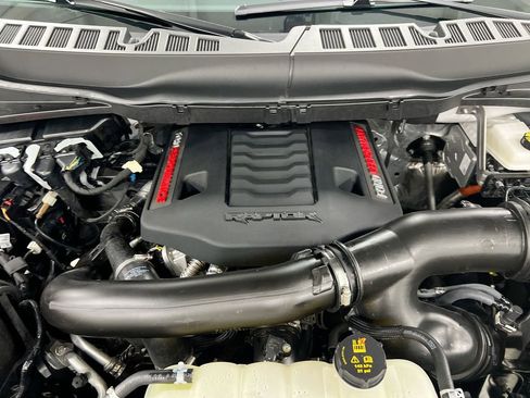 Used 2025 Ford F150 Raptor AWD/4WD image 26