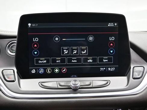 Used 2025 Chevrolet Blazer LT FWD image 41
