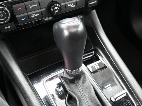 Used 2022 Jeep Compass Latitude w/ Sun and Sound Group image 28