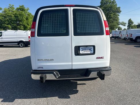 Used 2021 GMC Savana 2500 w/ Driver Convenience Package RWD image 8