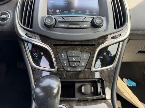 Used 2016 Buick LaCrosse Leather FWD image 12
