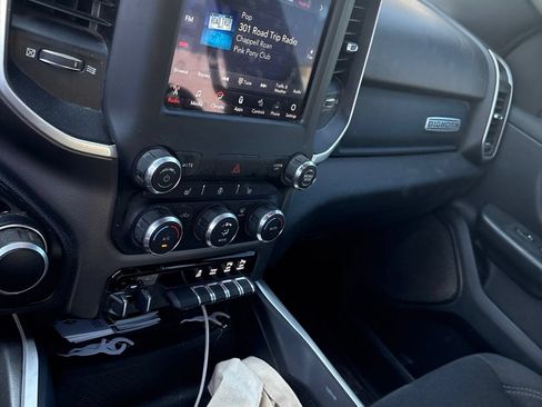 Used 2020 RAM 1500 Big Horn AWD/4WD image 5