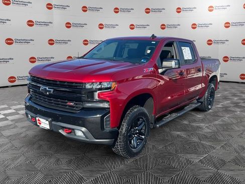 Used 2021 Chevrolet Silverado 1500 LT Trail Boss w/ Convenience Package II image 1