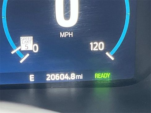 Used 2023 Ford F150 Lariat w/ Equipment Group 502A High image 41