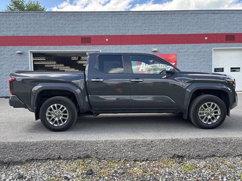 Certified 2024 Toyota Tacoma Limited w/ Limited Package (LT) AWD/4WD image 2