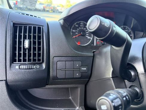 Used 2021 RAM ProMaster 3500 FWD image 18
