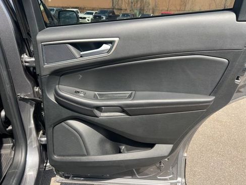 Used 2024 Ford Edge SEL w/ Convenience Package image 13