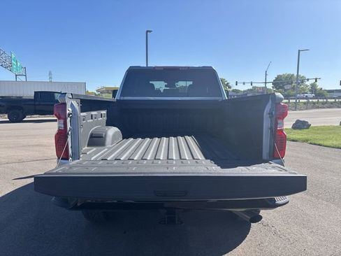 Certified 2025 Chevrolet Silverado 2500 Custom w/ Custom Value Package AWD/4WD image 15