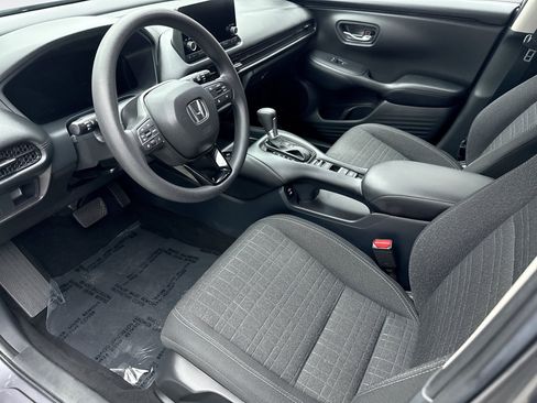 Used 2025 Honda HR-V LX image 10