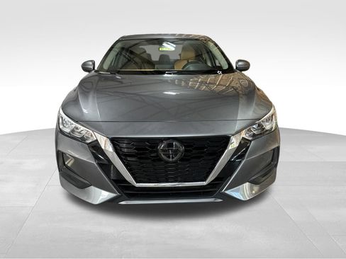 Used 2023 Nissan Sentra SV w/ SV Premium Package FWD image 2