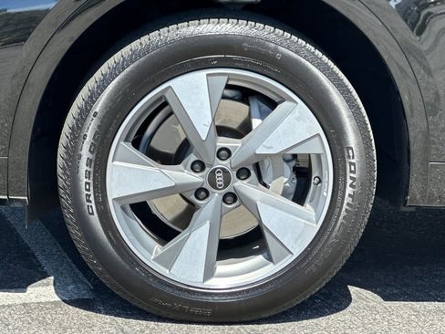 Used 2023 Audi Q5 2.0T Premium w/ Convenience Package image 26