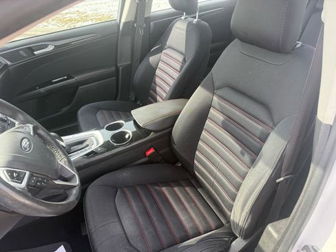 Used 2013 Ford Fusion SE image 14