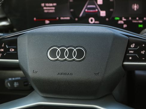 New 2025 Audi Q5 Premium image 22