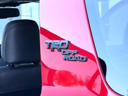 Used 2019 Toyota 4Runner TRD Off-Road Premium image 24