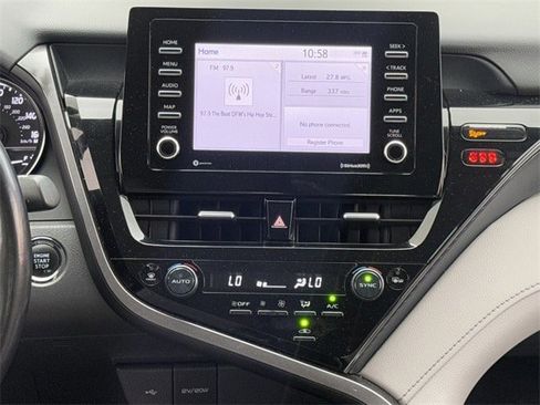 Used 2023 Toyota Camry SE image 16