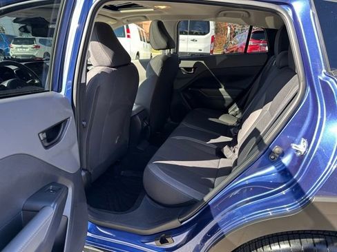 Certified 2025 Subaru Crosstrek 2.0i Premium image 24