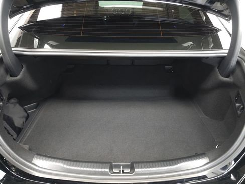 Used 2025 Mercedes-Benz C 36 AMG S image 31