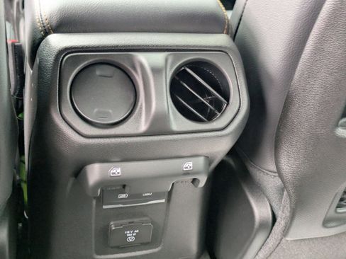 New 2026 Jeep Wrangler Unlimited Sahara AWD/4WD image 24