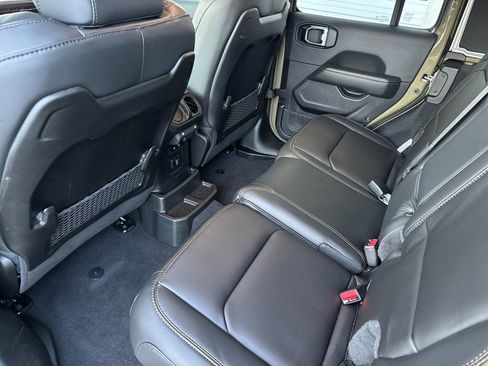 New 2025 Jeep Wrangler Unlimited Rubicon 392 image 12