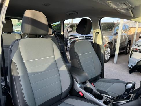 Used 2015 Ford C-MAX SE w/ Interior Protection Package image 16