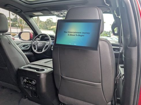 Used 2022 Chevrolet Tahoe RST w/ Luxury Package AWD/4WD image 21