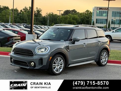 Used 2022 MINI Cooper Countryman FWD image 3