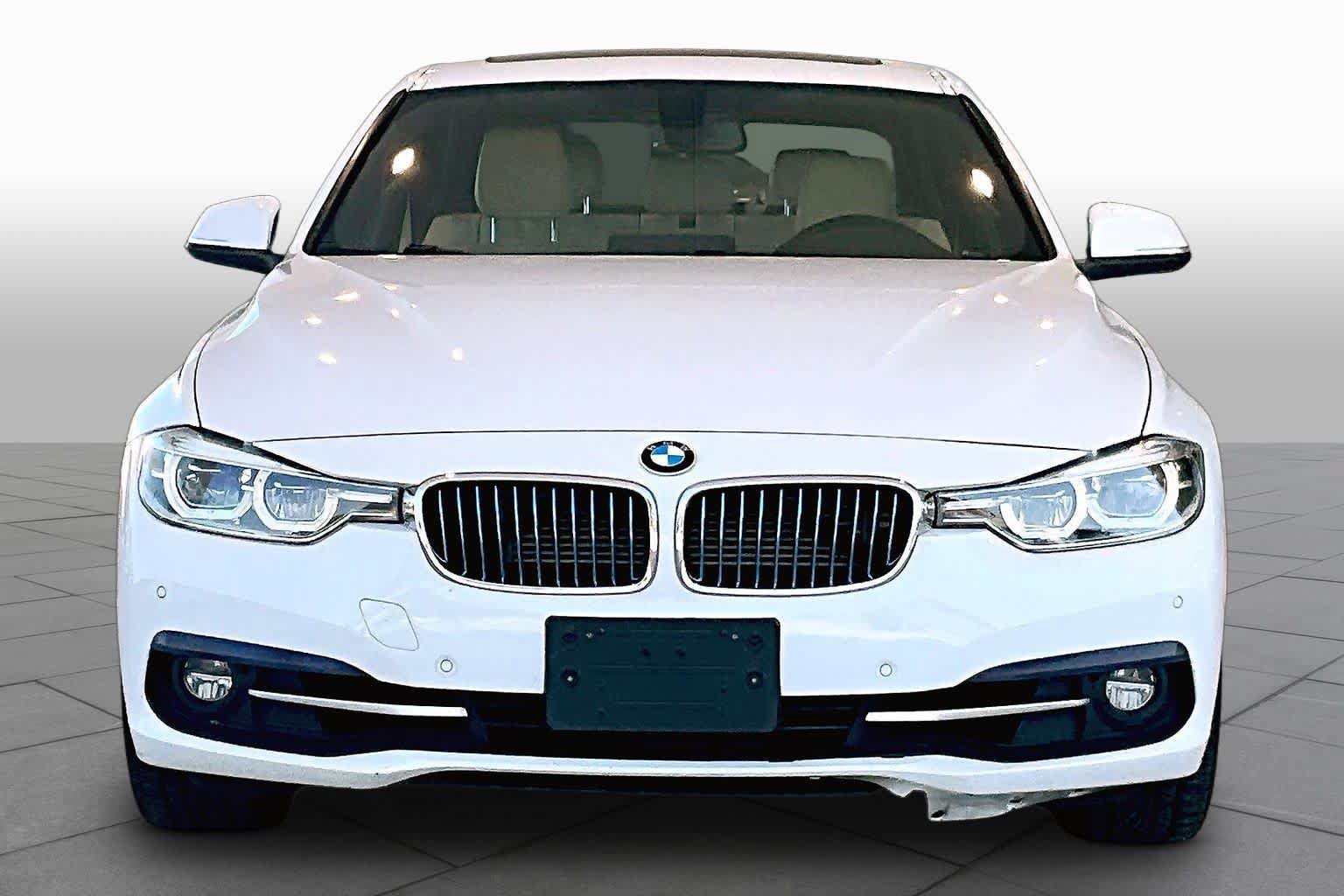 Used 2017 BMW 330e RWD image 3