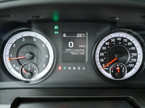 Used 2015 RAM 1500 Express image 23