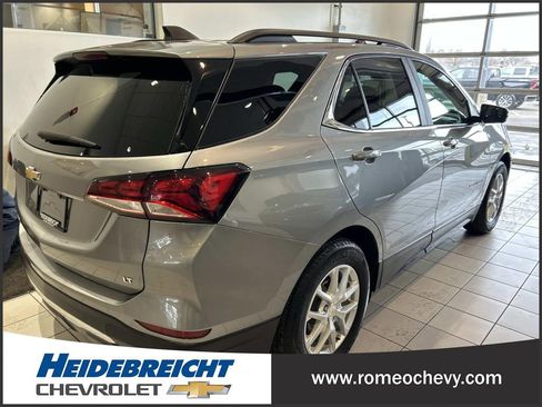 Certified 2023 Chevrolet Equinox LT image 2
