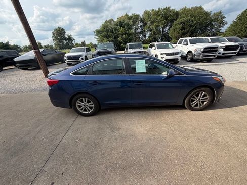 Used 2017 Hyundai Sonata SE FWD image 7