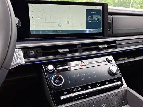 New 2025 Hyundai Santa Fe Calligraphy image 7