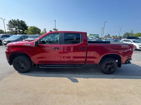 Used 2019 Chevrolet Silverado 1500 LT Trail Boss AWD/4WD image 6