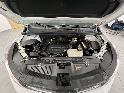 Used 2019 Chevrolet Trax LT w/ LT Convenience Package image 30