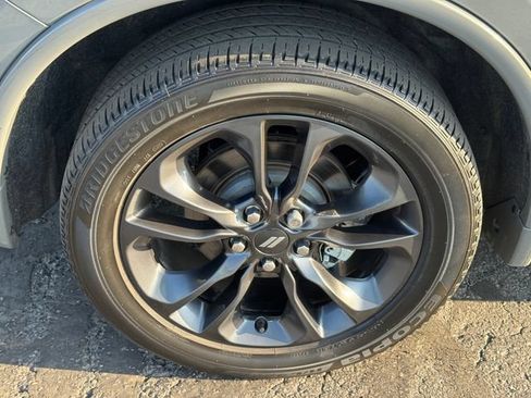 Certified 2024 Dodge Durango R/T AWD/4WD image 12