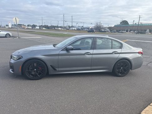 Used 2023 BMW M550i xDrive w/ Executive Package image 11