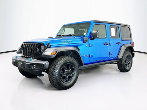 Used 2023 Jeep Wrangler Unlimited w/ Cold Weather Group AWD/4WD image 3