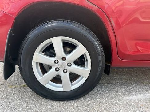 Used 2006 Toyota RAV4 Limited AWD/4WD image 32