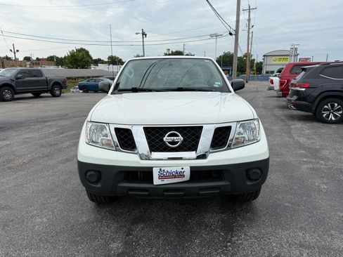 Used 2020 Nissan Frontier S RWD image 7