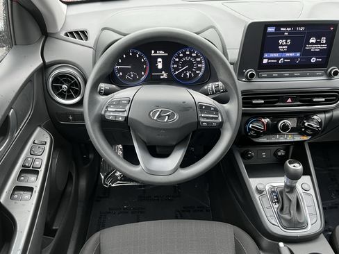 Certified 2022 Hyundai Kona SEL image 12