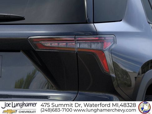 New 2027 Chevrolet Equinox LT w/ LPO, Floor Liner Package FWD image 11