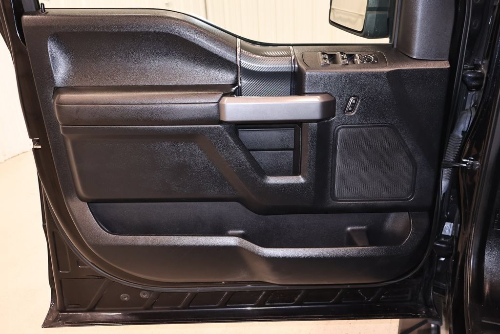 Certified 2019 Ford F150 XLT w/ Equipment Group 302A Luxury AWD/4WD image 8