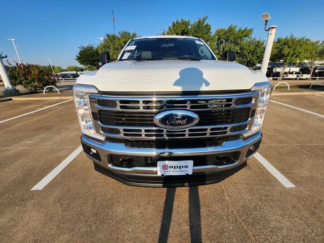 Used 2025 Ford F350 XLT w/ FX4 Off-Road Package AWD/4WD image 2