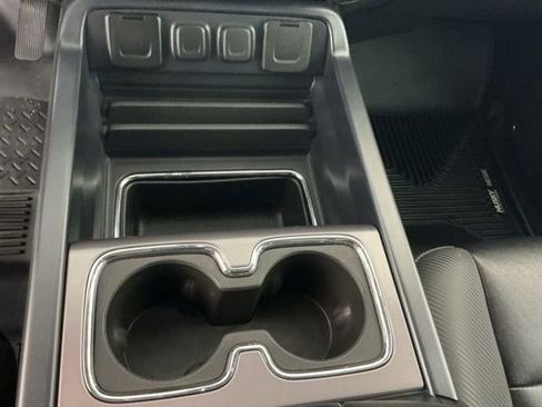 Used 2016 GMC Sierra 2500 SLT w/ All-Terrain HD Package image 18