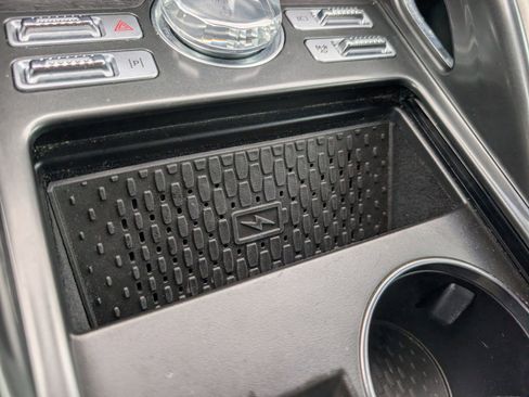 Used 2024 Lincoln Nautilus Reserve AWD/4WD image 36