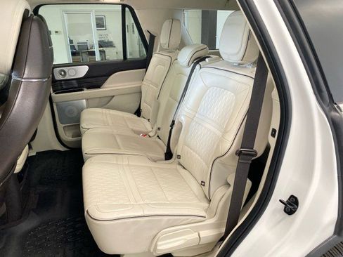 Used 2023 Lincoln Navigator Black Label image 9