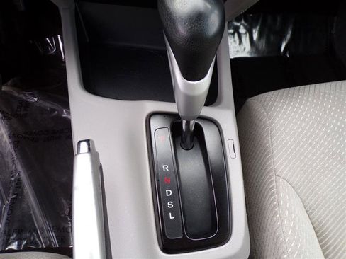 Used 2012 Honda Civic Hybrid Sedan image 34